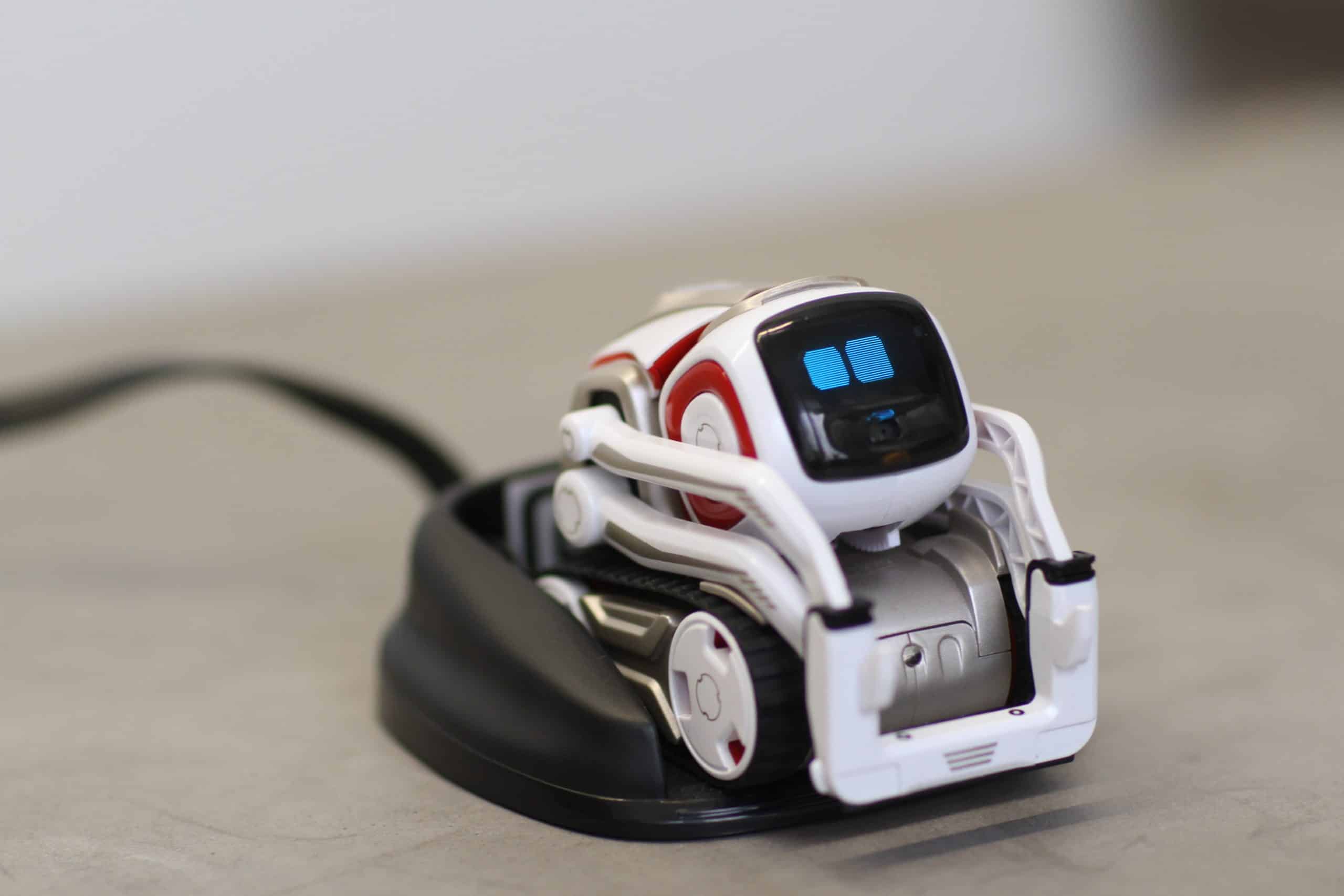 TAKARA TOMY Cozmo Anki Robot Cargador Cubos Aprendizaje Juguete Japón Usado 