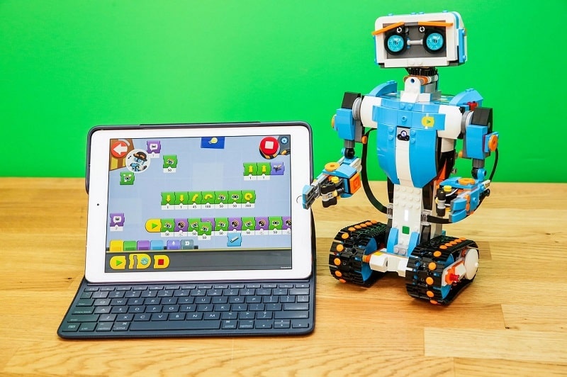 El robot LEGO Boost -